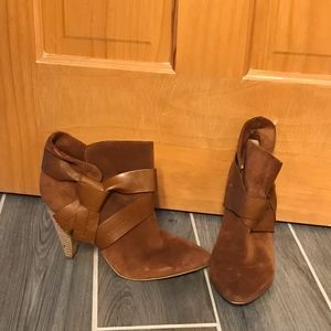 Jessica Simpson Women's Meri Bootie Mahogany 8